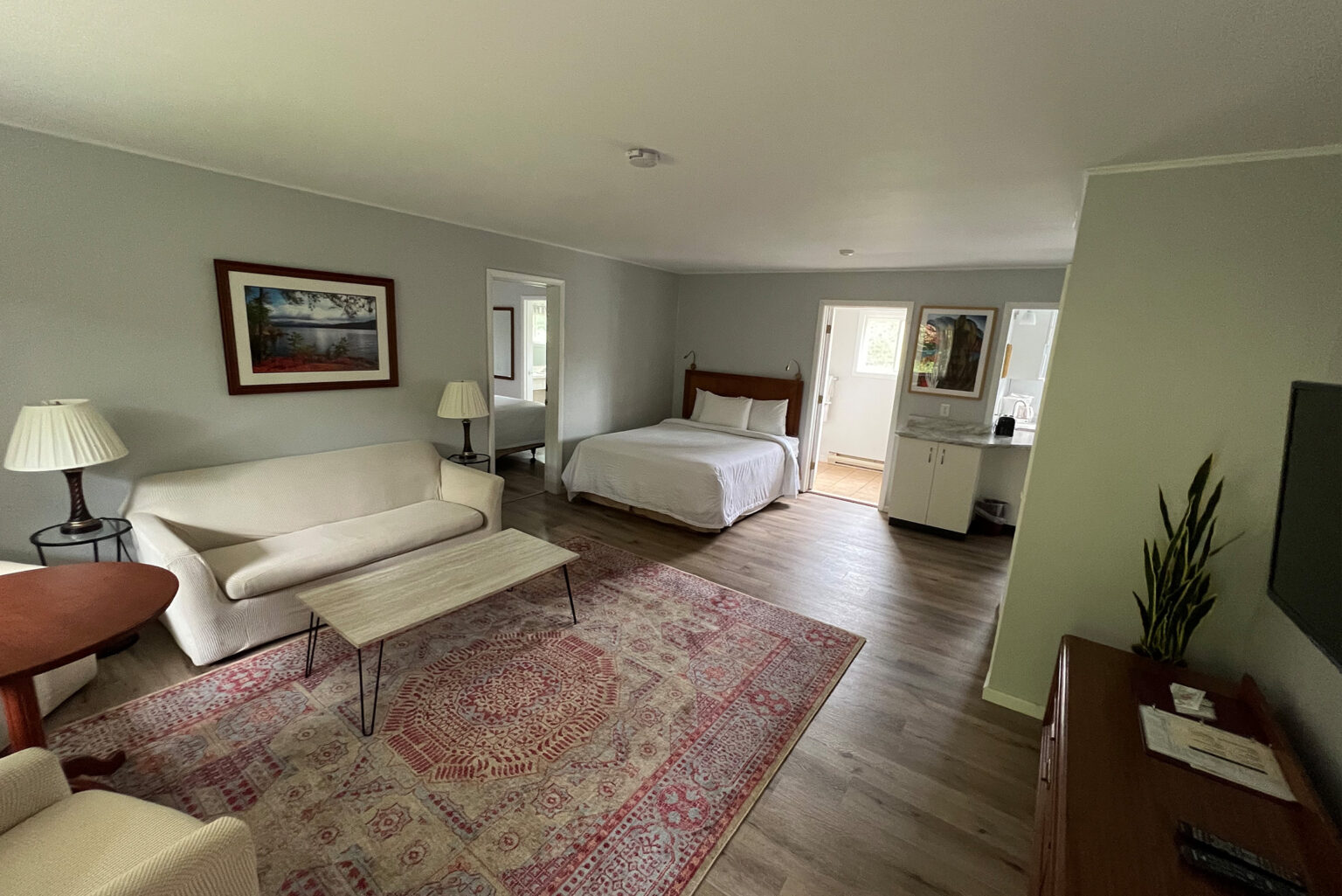 Rooms Melody Manor Resort